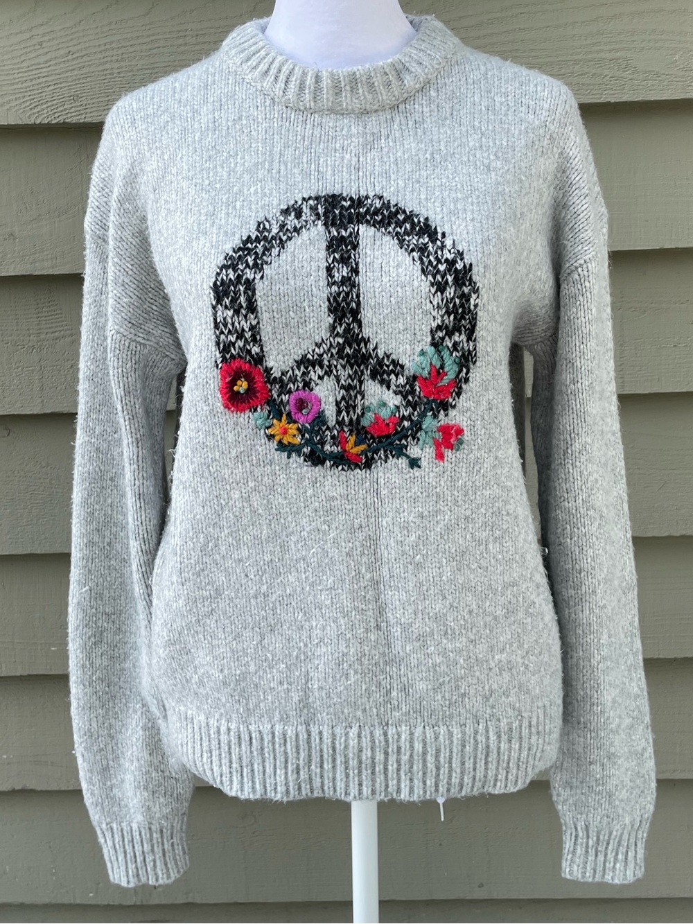 Sundance Gray Floral Peace Crewneck Sweater size XS